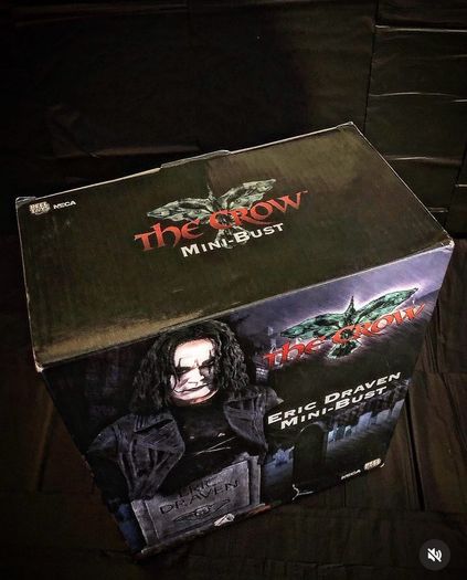 The Crow Neca Bust 2004