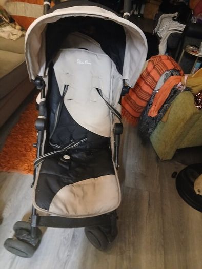baby harness 15 euro silver cross buggy 50 euro travel cot 15 euro walker