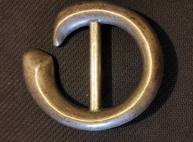 Vintage Wrap -Trap brooch