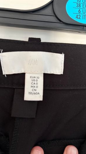 H&M Black Tailored Twill Trousers size uk 4/6 (32)