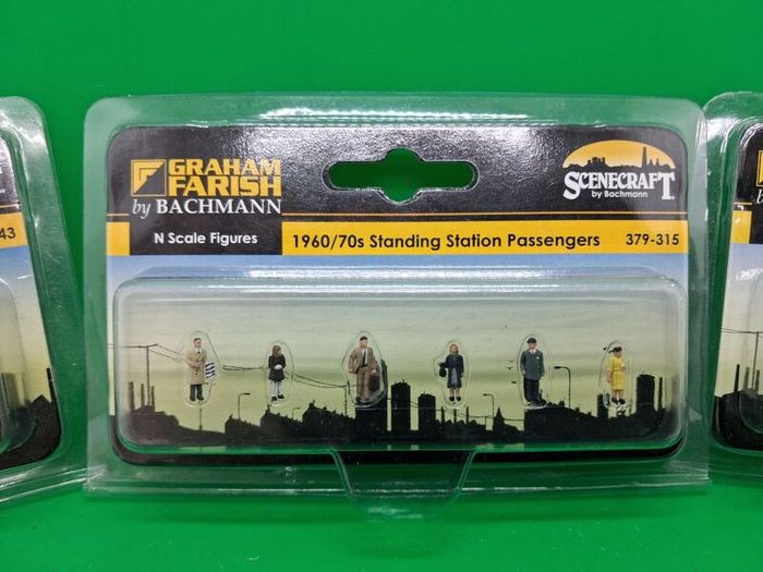 Postage - 3 x Graham Farish by Bachmann - N Gauge Figures -