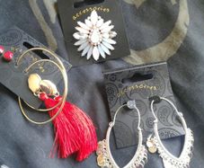 NEW costume jewellery