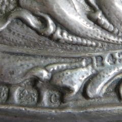 Antique Sterling Silver hallmarked Repousse Clothes Brush 140,9g