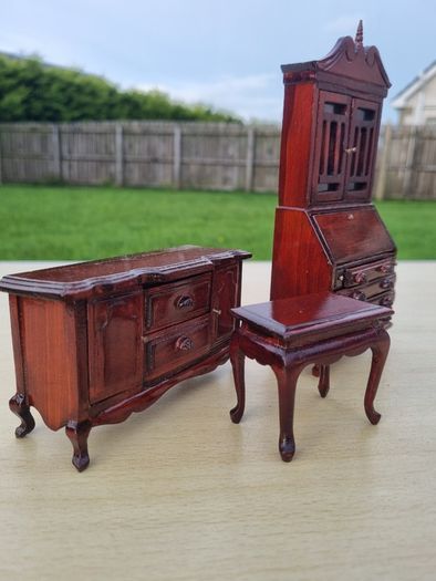 Miniature dolls house furniture set - 3 pieces