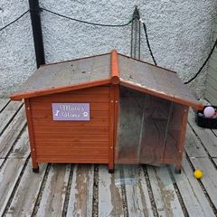 XL Dog House