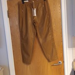 S. Oliver Faux Leather  Camel Trousers.   S.16.  B.N.W.T.
