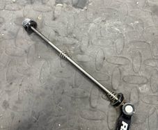 Ringle Titanium Rear 135mm QR Skewer