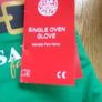 Christmas Oven Glove for sale Image 2