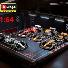 BURAGO 1:64 Formula 1 World Championship Acrylic Display Box with Base Alloy Model Car Ornament