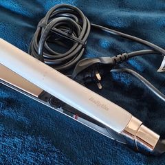 BaByliss Hair Straightener