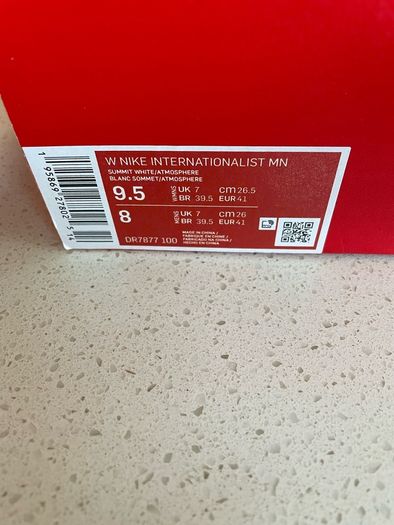 Nike Internationlist white/pink trainers