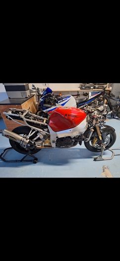 2001 Suzuki GSXR 1000