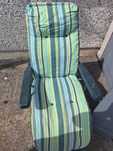 sun lounger