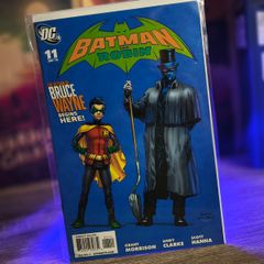 Batman and Robin ! Issue #11 ! Return of Bruce Wayne Begins Here ! 2010 ! by DC Comics !
