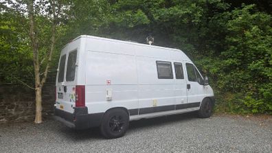 Campervan - Fiat Ducato (Professional Conversion)