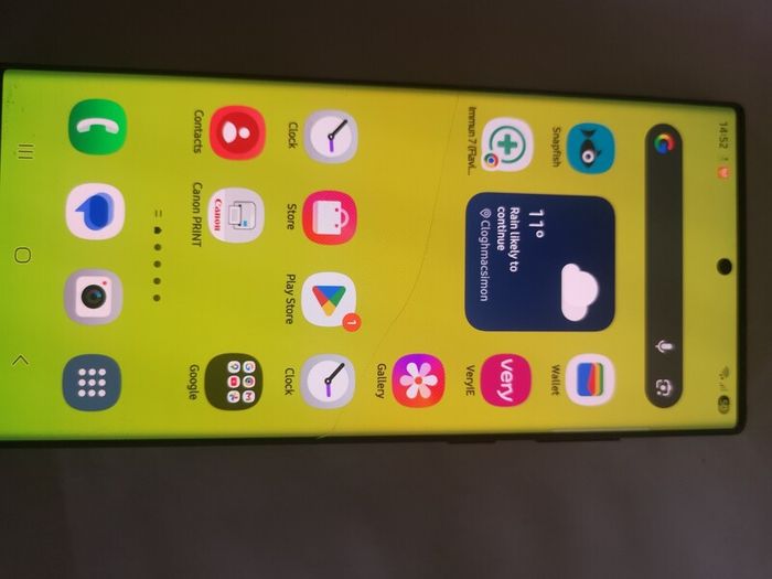 Samsung s22 ultra 256 gb good condition, but screen broken! See pics!