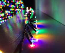LED 25m Premier TreeBrights Cluster Christmas Tree Lights in MultiColour