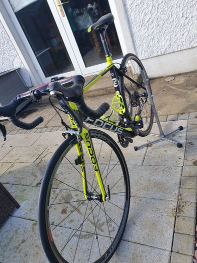 Focus cayo carbon road bike