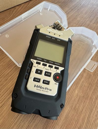 Zoom H4n Pro