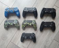 7 x PS4 Controllers Joblot (Free Post)