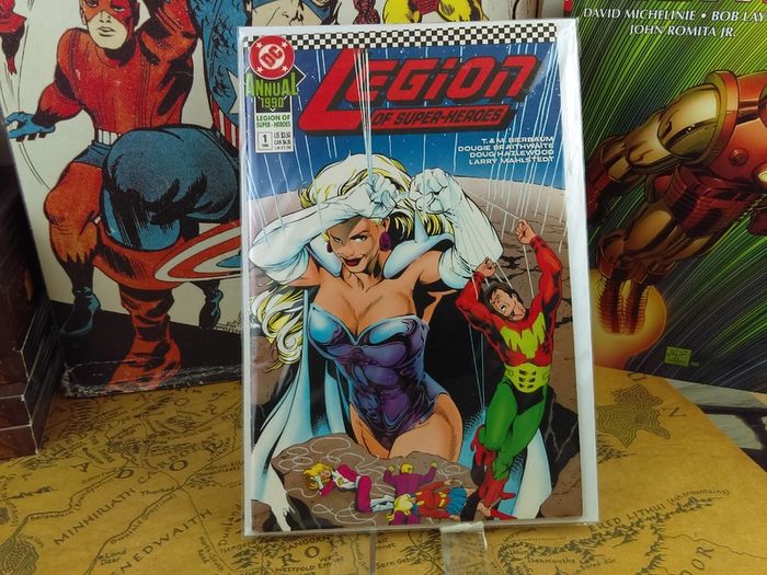 Legion Of Super-Heroes ! Annual #1 ! PHANTOM GIRL DIES ! 1990 ! by DC Comics !