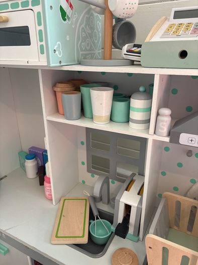 Play Kitchen