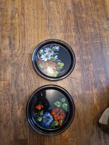 folkart tin plates