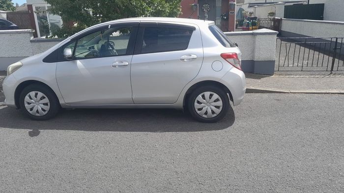 2013 Toyota Vitz