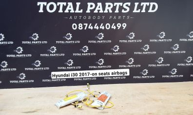 Hyundai i30 2017-on seats airbags