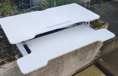 desk monitor