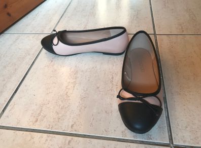 (Lot of 25) Ladies' Shoes Size 3/36