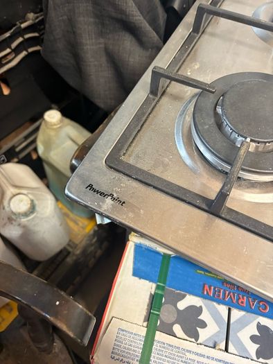 powerpoint gas hob never installed