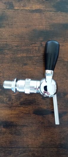 beer tap/couplers and regulator