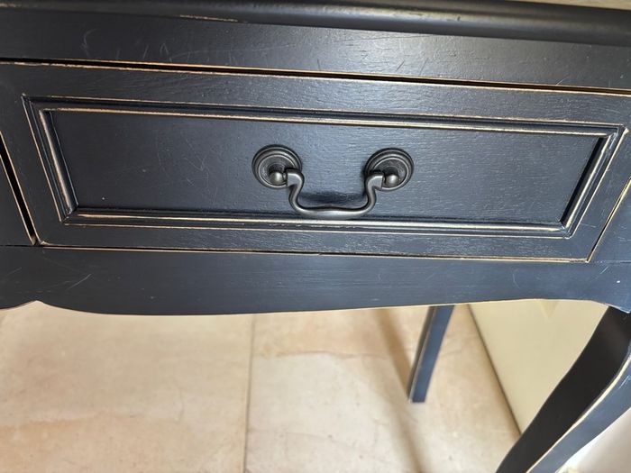 Black Console
