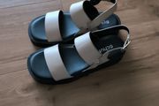 Schuh new women shoes, size 35