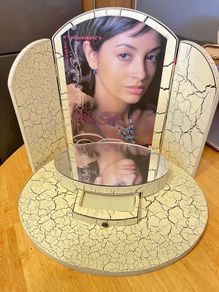 jewellery stand