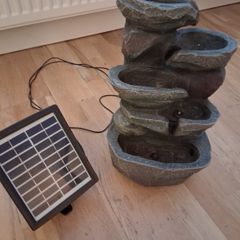 Solar powered Garden Water Feature