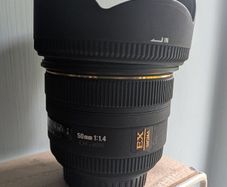Sigma 50mm f/1.4 EX DG HSM - Canon EF Fit (With original case)