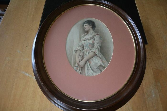Vintage large oval picture