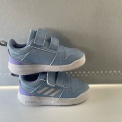 Adidas kids shoes size junior uk 5