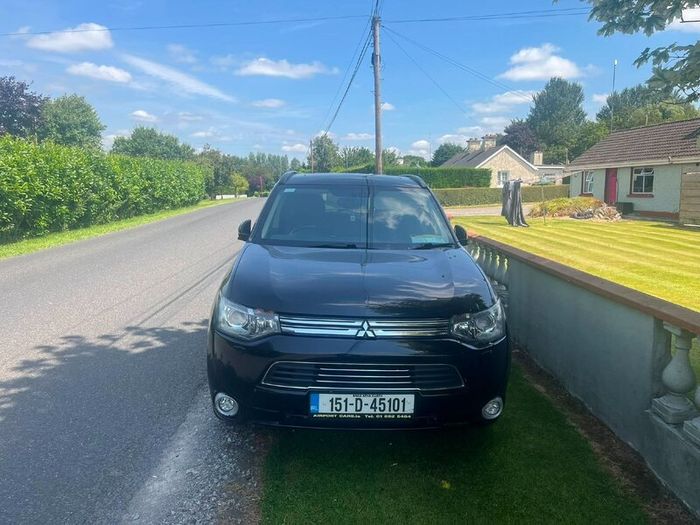 Mitsubishi Outlander 2015