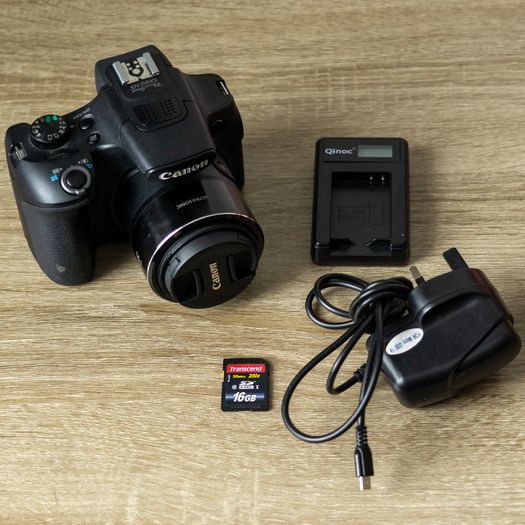 Canon PowerShot SX60 HS 16.1MP Bridge Camera 65x Optical Zoom Wildlife Photography Wi-Fi Flash 1080P Video