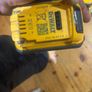 dewalt flex volt 6ah Image 2
