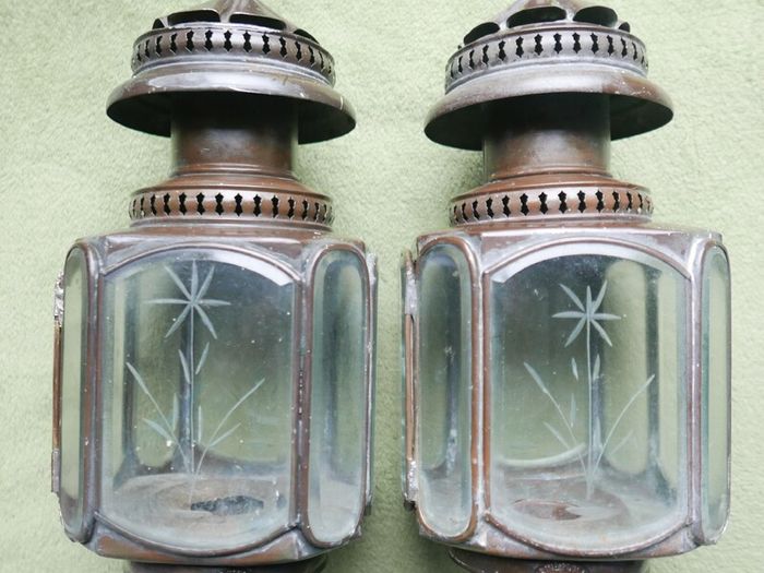 Vintage Pair of Brass Carriage Lamps, by Lime House Lamp Company, pierced canopies, bevelled etched glass chambers, 22" long