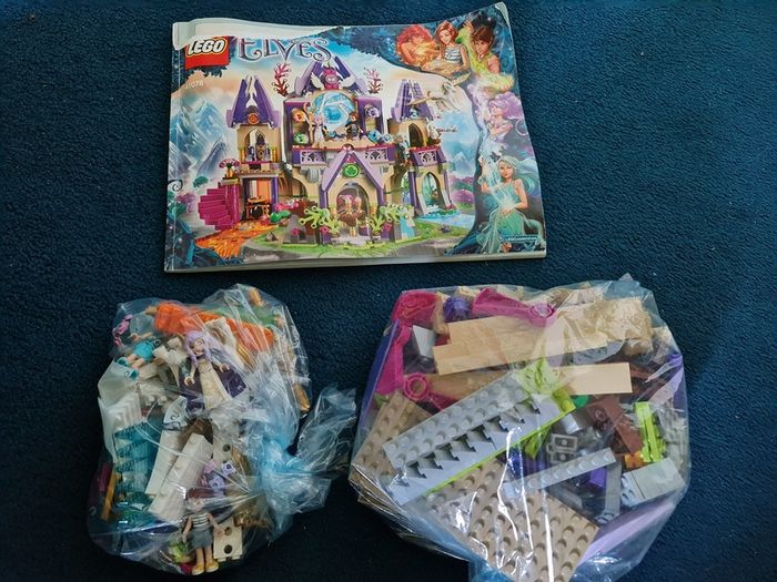 LEGO Elves Skyras Mysterious Sky Castle 41078