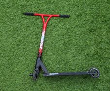 Mongoose Stunt Scooter