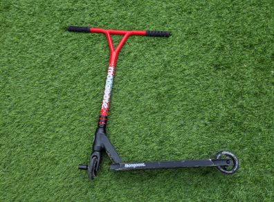 Mongoose Stunt Scooter