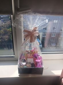 make up hamper