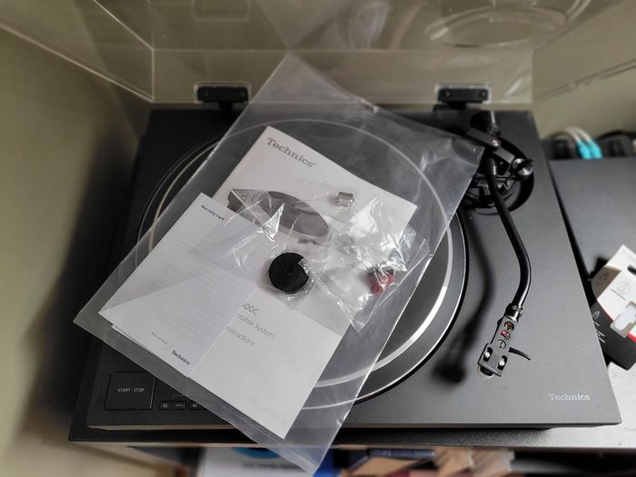 Technics SL-1500c with ATVM95ml cartridge. Practically new.