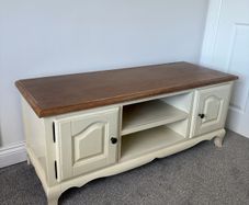 Cream & Oak TV Unit / Entertainment Cabinet